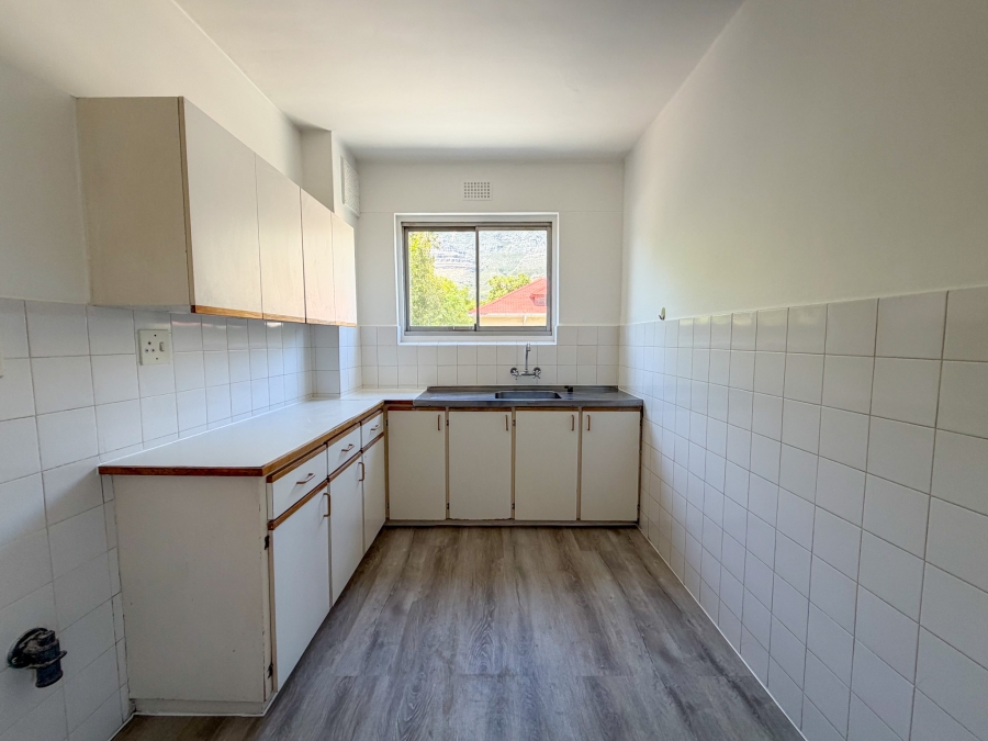 1 Bedroom Property for Sale in Oranjezicht Western Cape